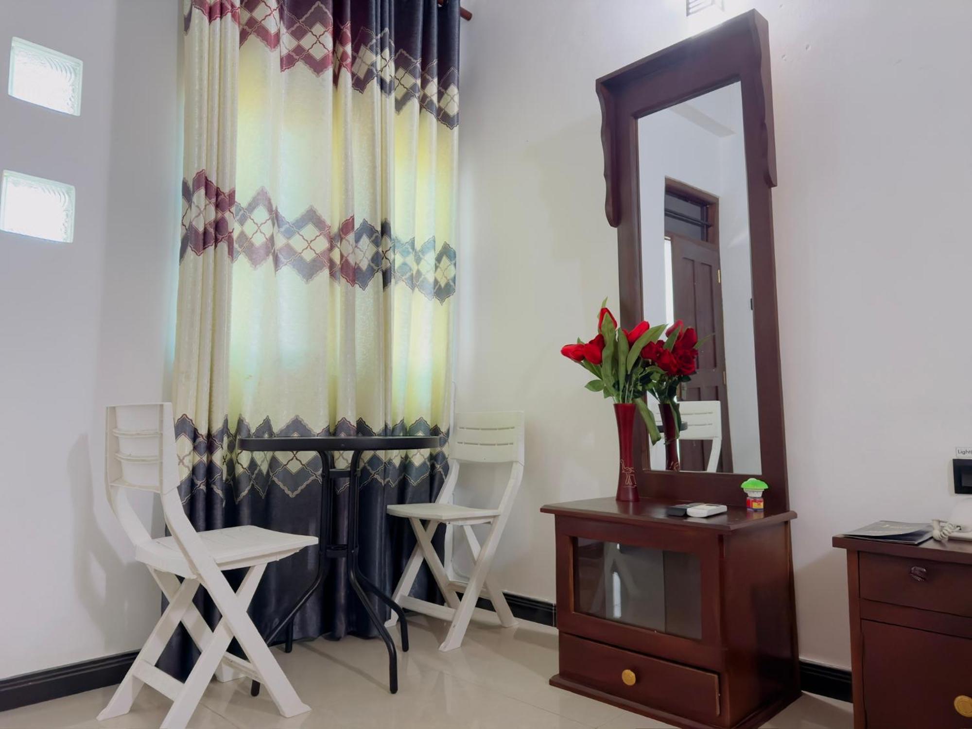 Dewamottawa Airport J Dream Resort מראה חיצוני תמונה